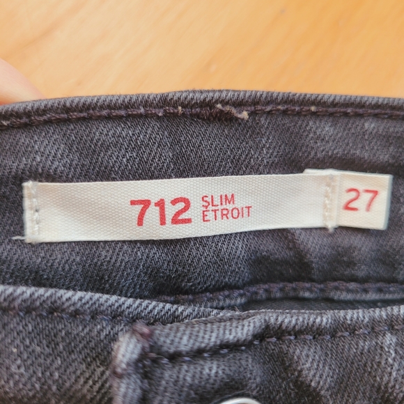 Levi's black 712 slim fit straight jeans - Picture 5 of 10